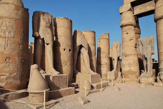 Ancien Temple De Louxor Dans La Ville De Louxor, Egypte | Photo Premium