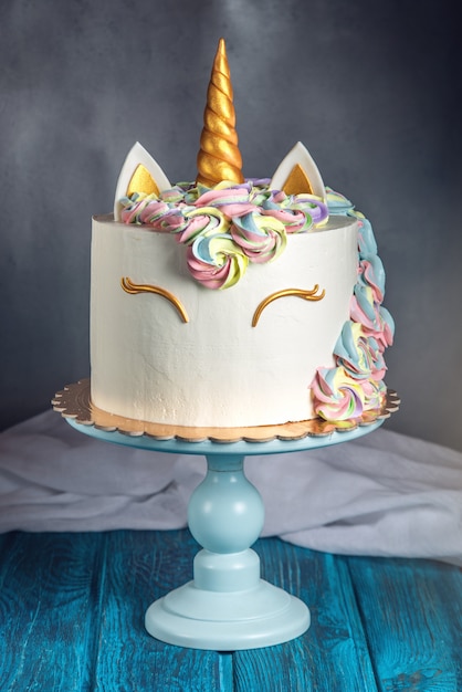 Beau Gateau Decore Comme Une Licorne Photo Premium