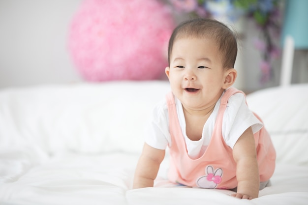 Beau Sourire Bebe Asiatique Mignon Photo Premium