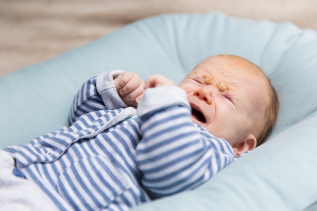Les coliques du nourrisson: un bébé en crise