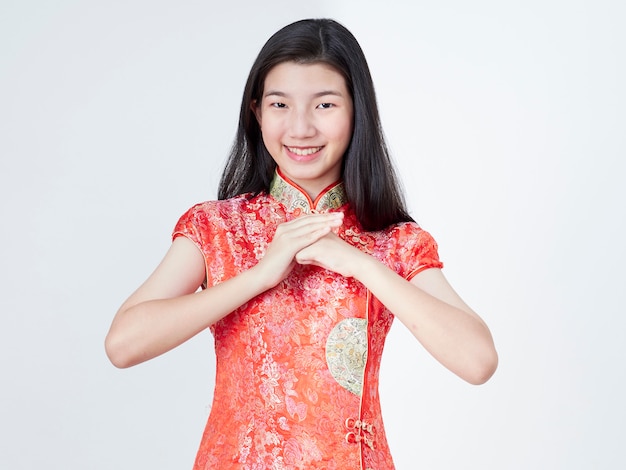 Belle Jeune Femme En Robe Traditionnelle Chinoise Photo Premium
