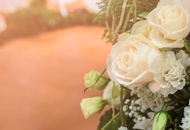 Bouquet De Mariée Blanche Fleur De Rose Blanche