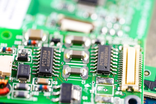 Circuit électronique cpu circuit principal dispositif électronique Photo Premium