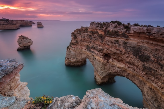 Coucher De Soleil Rose Mer Sur La Plage De Marinha ...