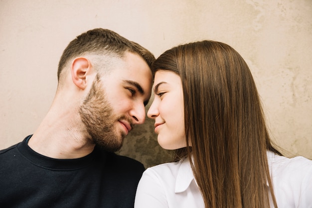  Couple  amoureux  se regardant T l charger des Photos 