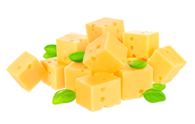 Cubes de fromage isolé sur blanc Photo Premium