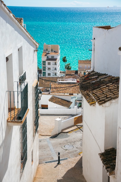 Dans L Image Peut Voir Un Beau Paysage D Une Des Villes Cotieres De L Espagne Photo Premium