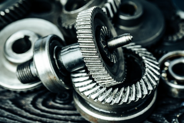 Engrenages d'une ancienne machine industrielle Photo Premium
