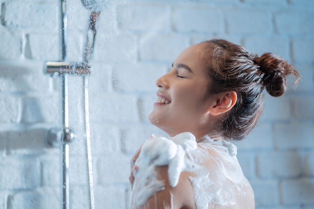 Voyeur Douche Young Woman Under Shower With Water Stream Stock Image Image Of Bathroom