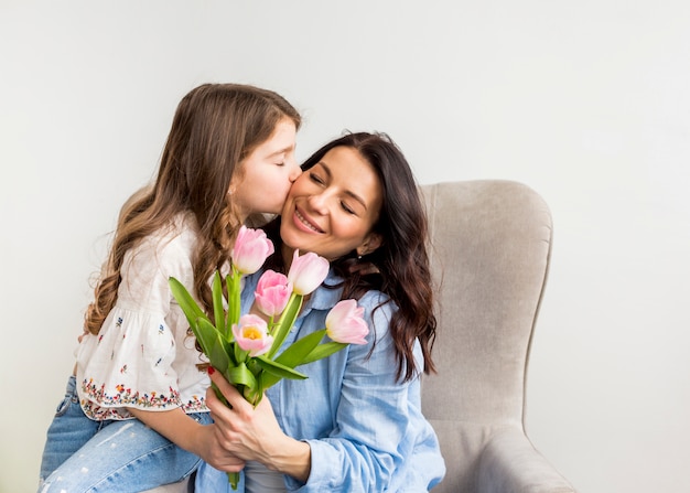 Fleurs De Tulipes Roses Avec Coeur Dessin En Enveloppe | Photo Gratuite