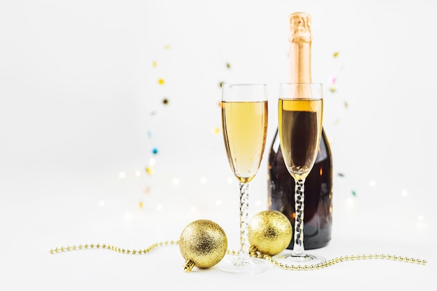 Bonne Annee Carte Noel Nouvel An Champagne Fetes Free Post Maison Cartes De Voeux Papeterie