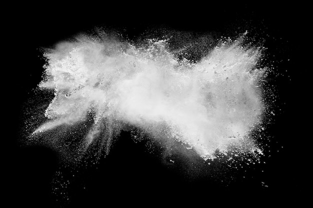 Formes bizarres d'explosion de poudre blanche Photo Premium