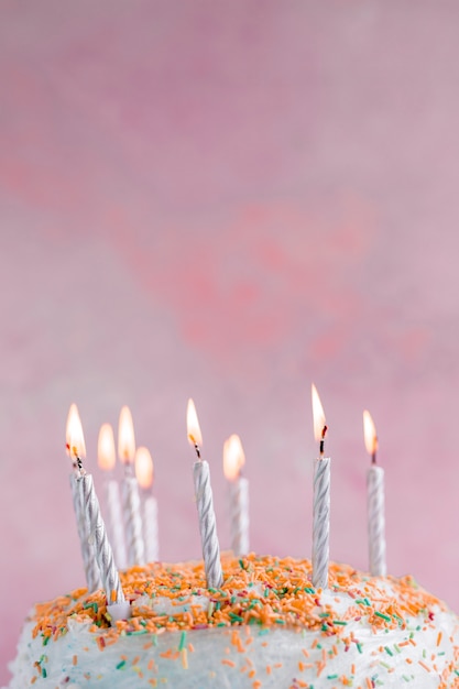 Gateau D Anniversaire Couleur Pastel Photo Gratuite