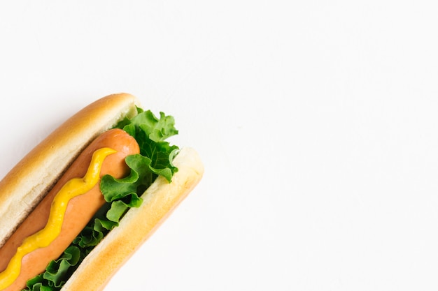 Hot lay plat avec fond Photo gratuit