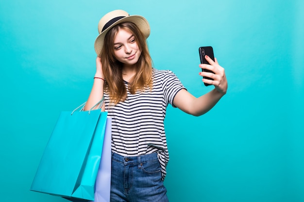 Jeune Femme Faisant Un  Selfie  Sur Votre Smartphone Assis 