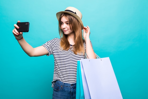 Jeune Femme Faisant Un  Selfie  Sur Votre Smartphone Assis 