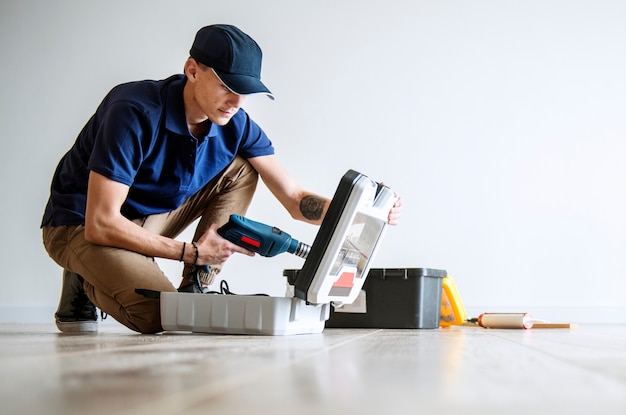 Personnes rénovant le concept de la maison Photo Premium
