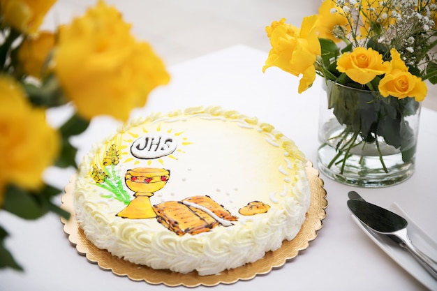 Vers Le Haut Gateau De Premiere Communion Garcon Gateau Pour Premiere Communion Garcon Jossaesipa7ro