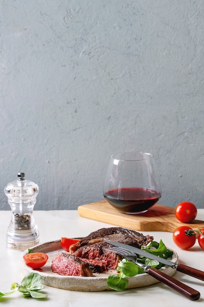 Steak De Boeuf Grillé Photo Premium