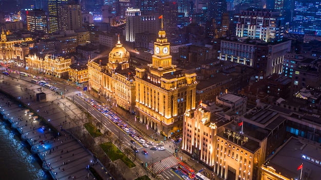 Vue Aérienne De Shanghai La Nuit Le Bund à Shanghai Est Une Célèbre Zone Riveraine Du Centre De 7213