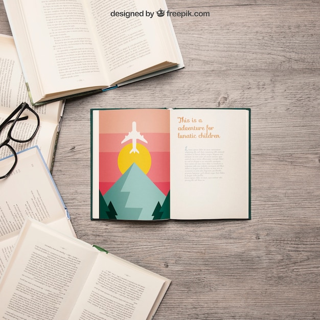 Download Aprire il libro di mockup | PSD Gratis