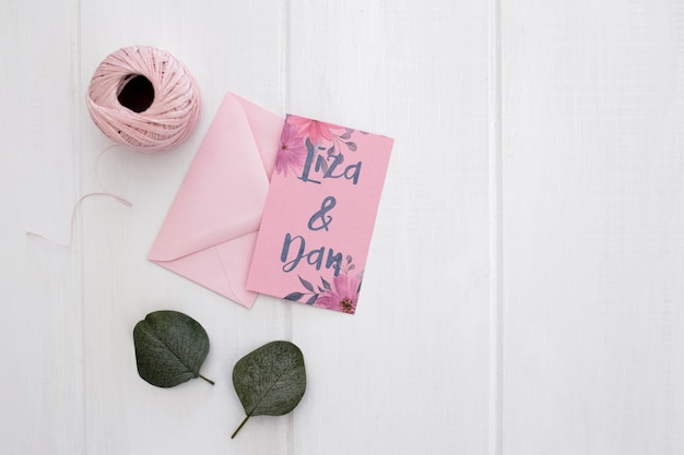 Bloemen bruiloft uitnodiging mockup aquarel Gratis Psd