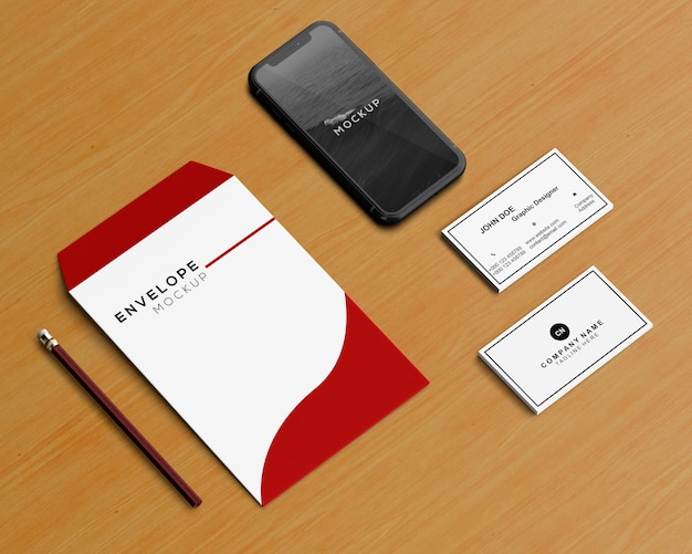 Download Concepto stationery con mockup de sobre y smartphone ...