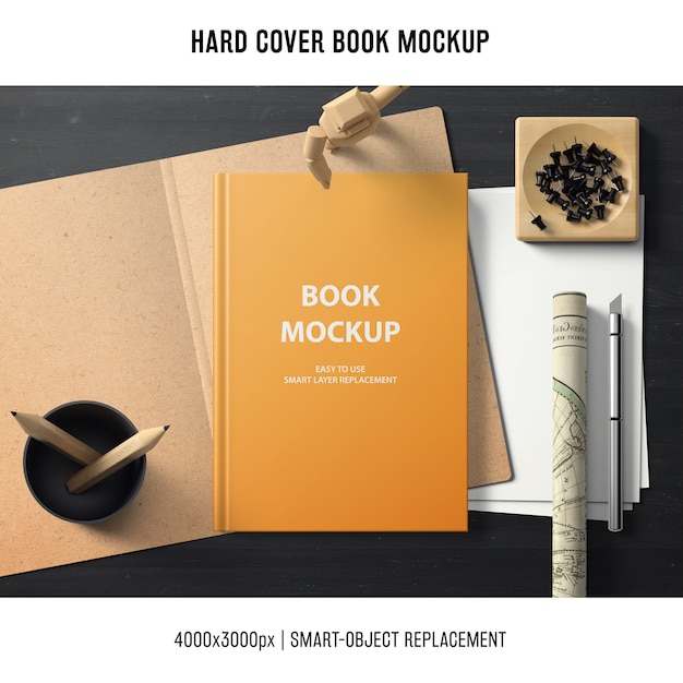 Download Mockup del libro di copertina rigida con il concetto di ufficio | PSD Gratis