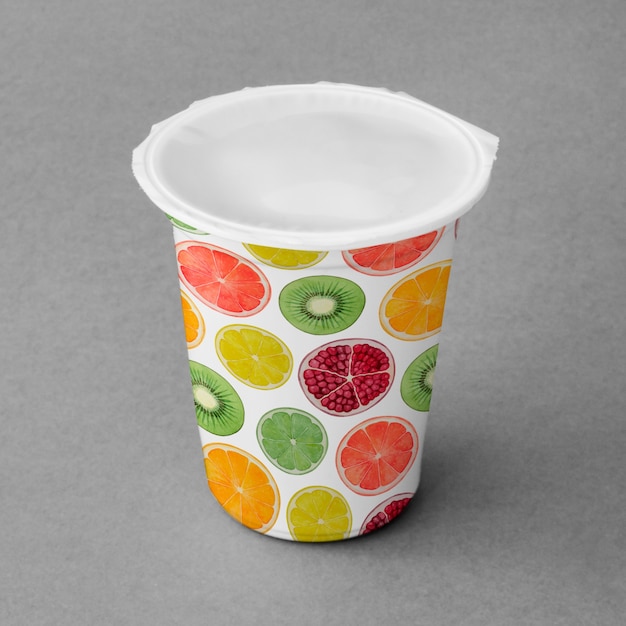 Yoghurt cup mockup | Gratis PSD Bestanden