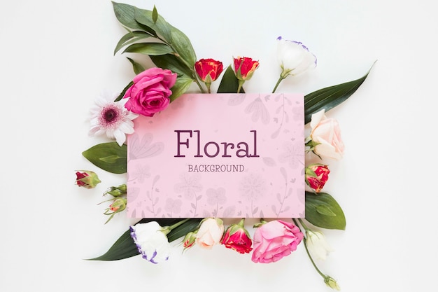 Fleurs Epanouies Avec Carte De Voeux Psd Gratuite