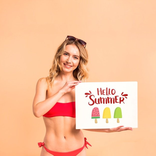 femme jolie swimwear