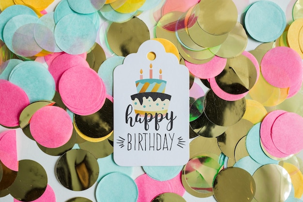 Maquette de carte d'anniversaire vue de dessus Psd gratuit