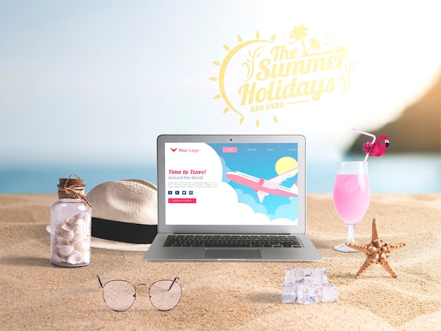 Maquete de laptop editável com elementos de verão Psd grátis