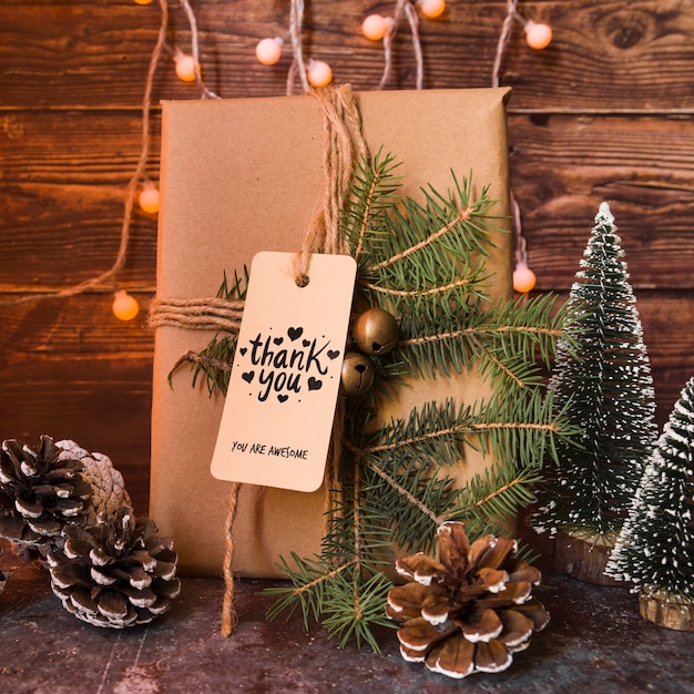 Präsentkartonmodell mit Weihnachtskonzept Kostenlose PSD Präsentkartonmodell mit Weihnachtskonzept Kostenlose PSD