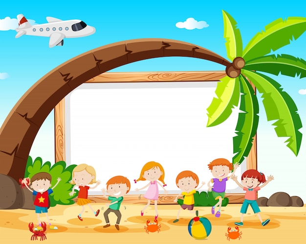 Enfants à la plage Vecteur gratuit