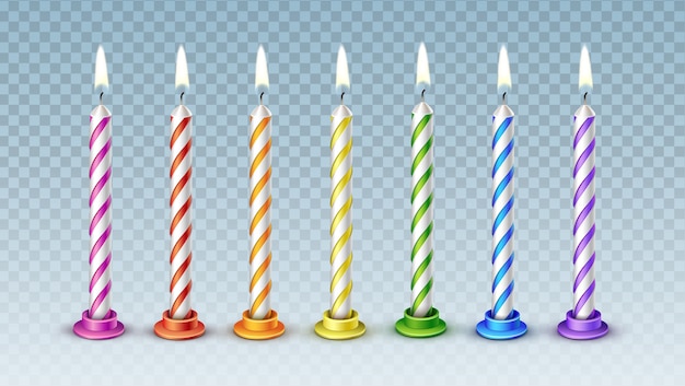 Ensemble De Sept Bougies Vecteur Colore Realiste Avec Flamme Brulante Pour Gateau D Anniversaire Isole Sur Fond Transparent Vecteur Premium