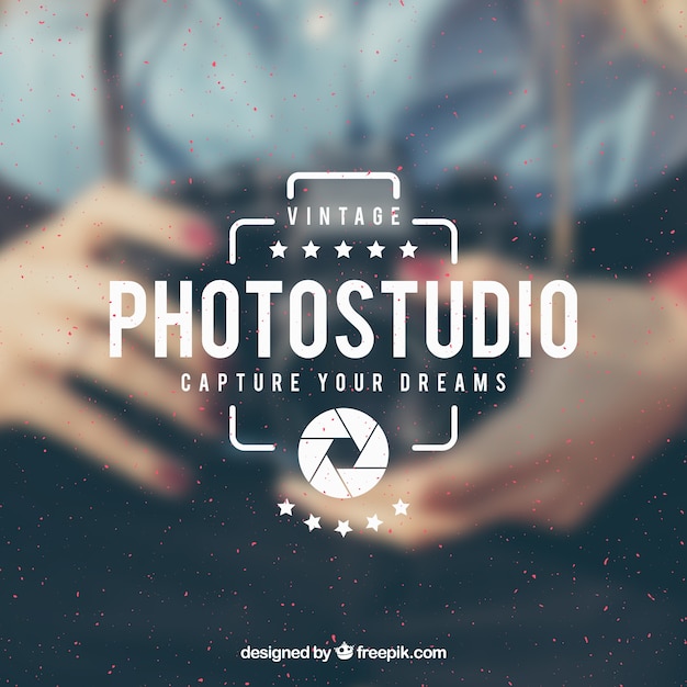 Logo de fotografía vintage con foto de fondo vector gratuito