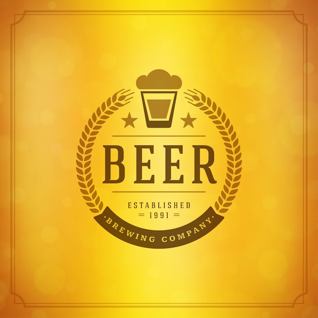 Bierkruglogo mit kranzemblem und typografischem design Premium Vektoren