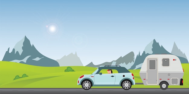 Glückliches paar, das auto auf straße an einem sonnigen frühlingstag im feiertag fährt. Premium Vektoren