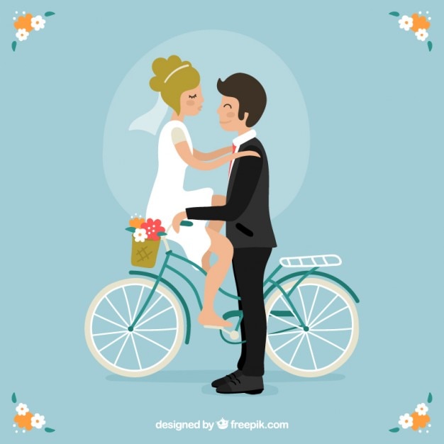 Nette hochzeitspaare auf einem fahrrad Kostenlose Vektor