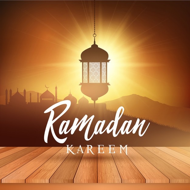Fundo da paisagem do ramadan com lanterna suspensa e mesa de madeira display Vetor grátis