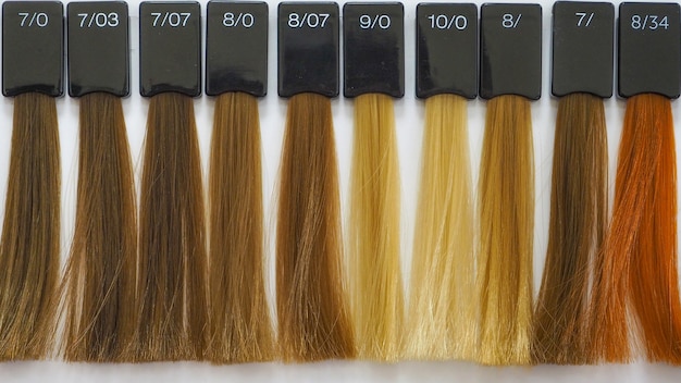 spontaan Natuur voering Haarverf. kleurenpalet. kleur van haarkleurmiddelen. selectie van een tint  haarverf. | Premium Foto