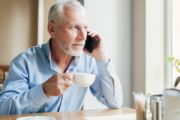 Flirten Aan De Telefoon –