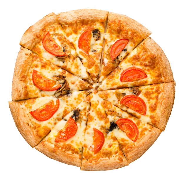 Pizza met tomaten en champignons op een witte achtergrond | Premium Foto