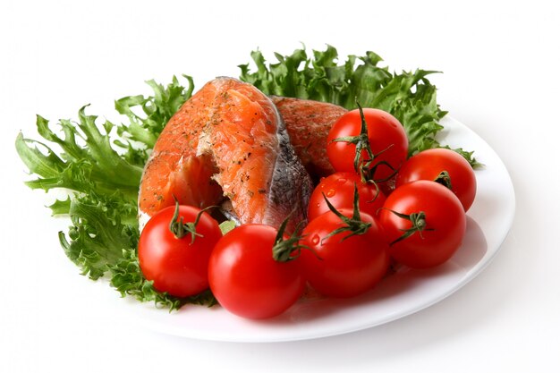 Verse zalm garnituur met salade Gratis Foto