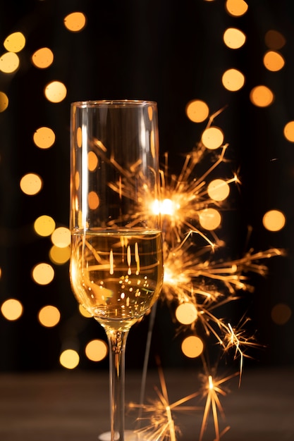 Fles, vuurwerk, champagne. | CanStock