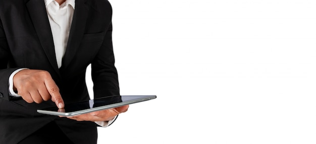 Zakenman die de strategie op tablet schaven die op wit, banner wordt geïsoleerd. Premium Foto