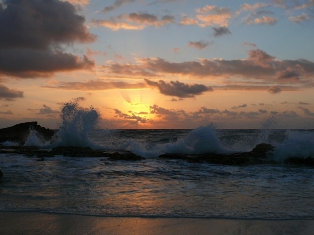 Zee zon strand branding golven oceaan zonsondergang zonsopkomst ...