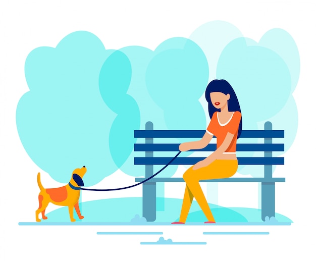 De vrouw zit op bank langs het lopen van hond in park Premium Vector
